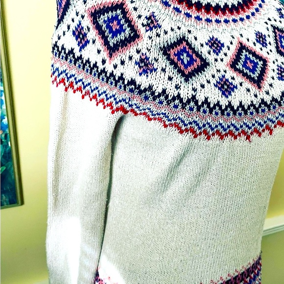 OLD NAVY SWEATER - Picture 11 of 14